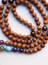 Cargar imagen en el visor de la galería, Chakra mala sándalo