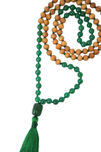 Load image into Gallery viewer, Healing mala sándalo
